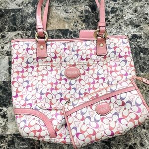 Pink Coach Purse and Wallet Set - Shoulder Bag